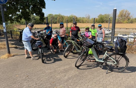 Fahrradtour des Ski-Clubs Wissen führte von Köln nach Siegburg